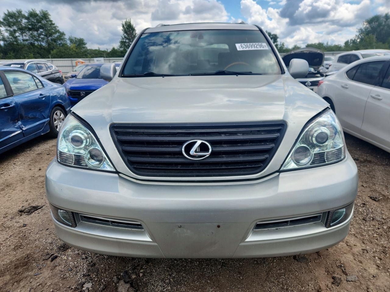 2004 LEXUS GX 470 — Фото 5 из 12