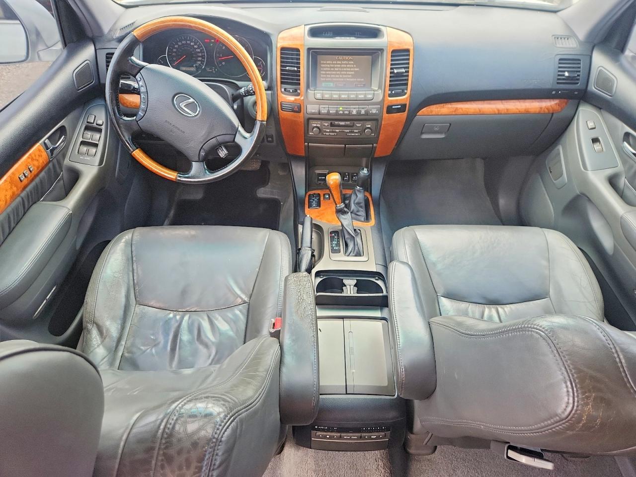 2004 LEXUS GX 470 — Фото 8 из 12
