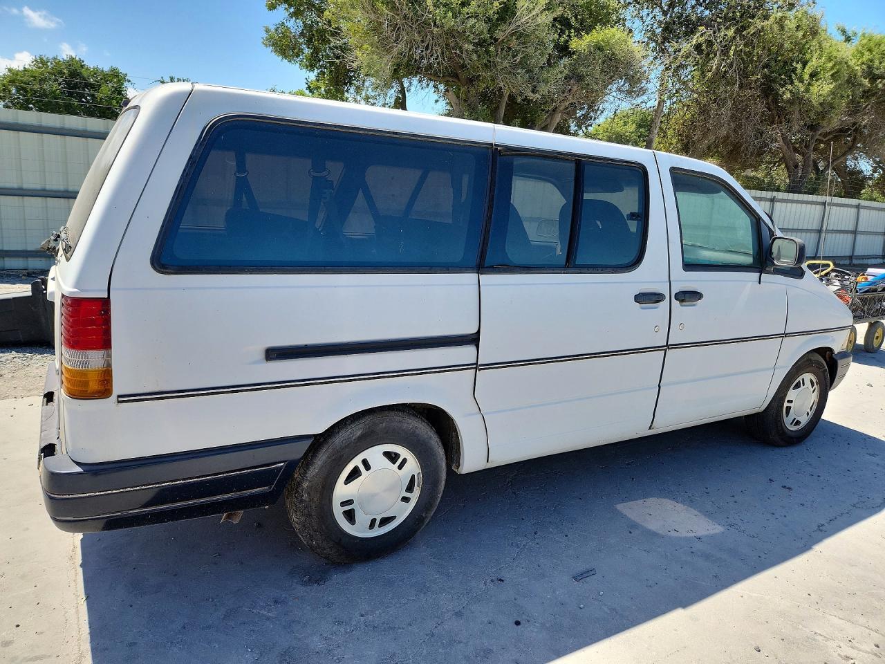1993 FORD AEROSTAR — Фото 3 из 12