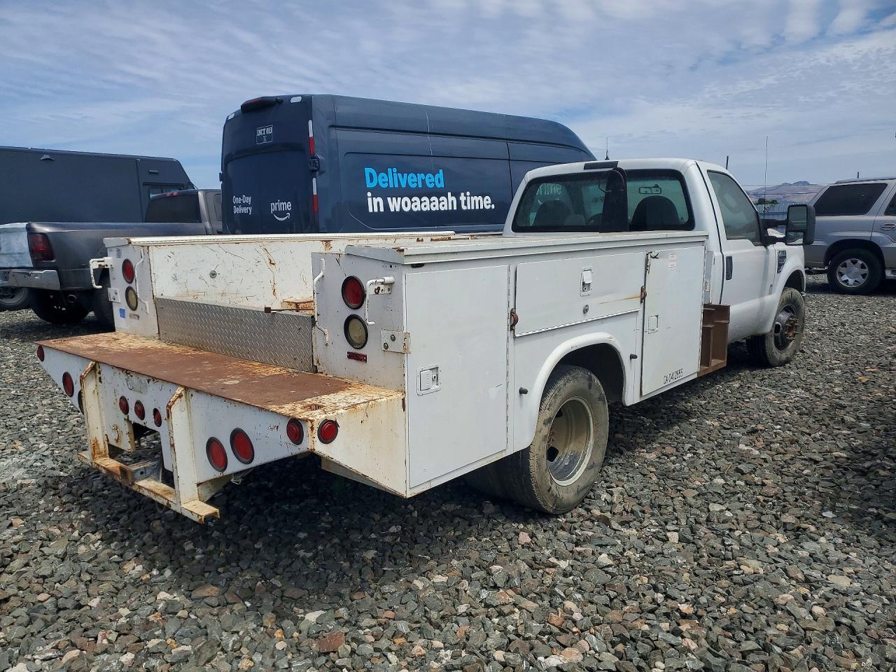 1FDWF36528EA80148 2008 FORD F350 photo no. 3