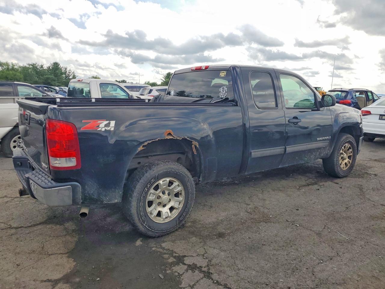 2008 GMC SIERRA K1500 — Фото 3 из 13