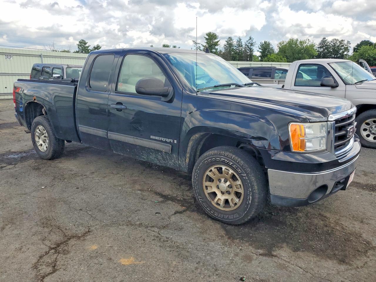 2008 GMC SIERRA K1500 — Фото 4 из 13