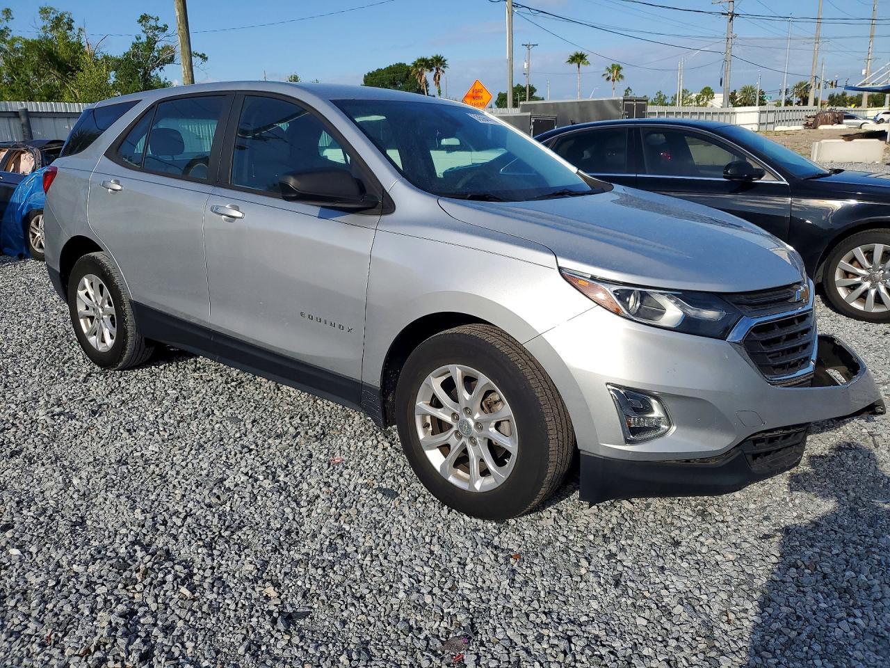 2020 CHEVROLET EQUINOX LS — Фото 4 из 13