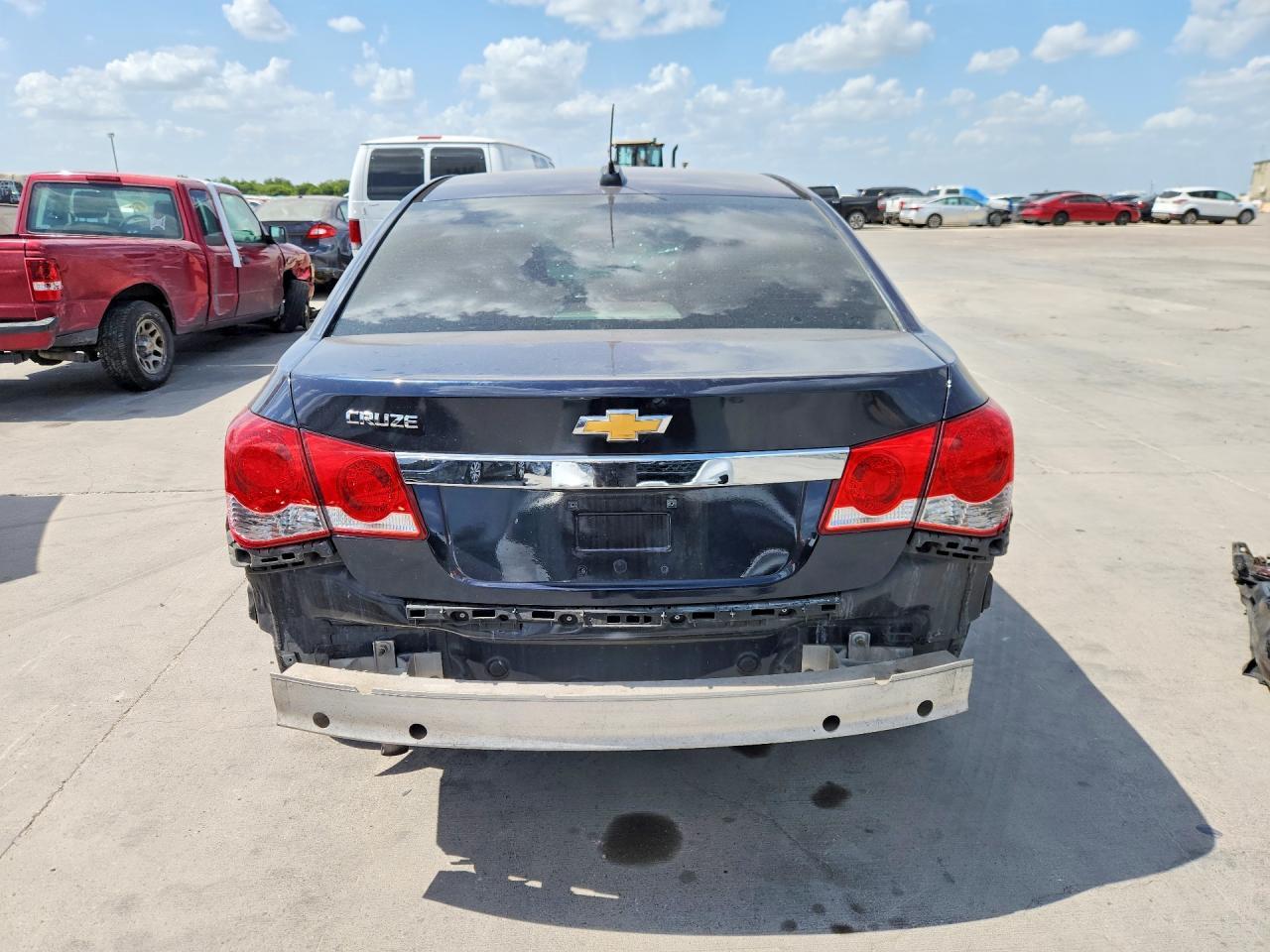 2016 CHEVROLET CRUZE LIMITED LS — Фото 6 из 13
