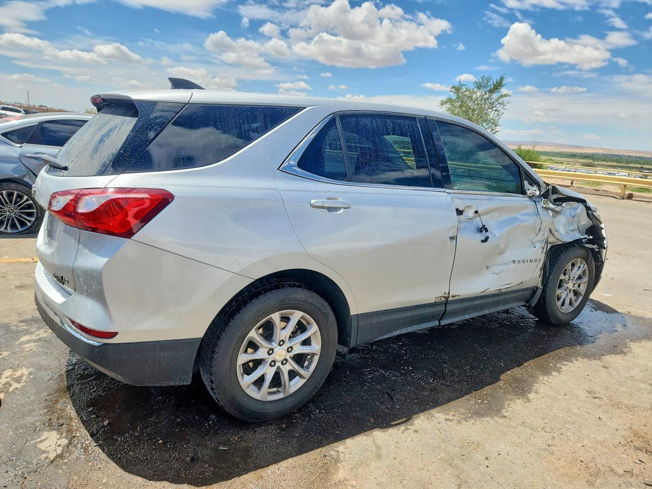 2020 CHEVROLET EQUINOX LT — Фото 3 из 13