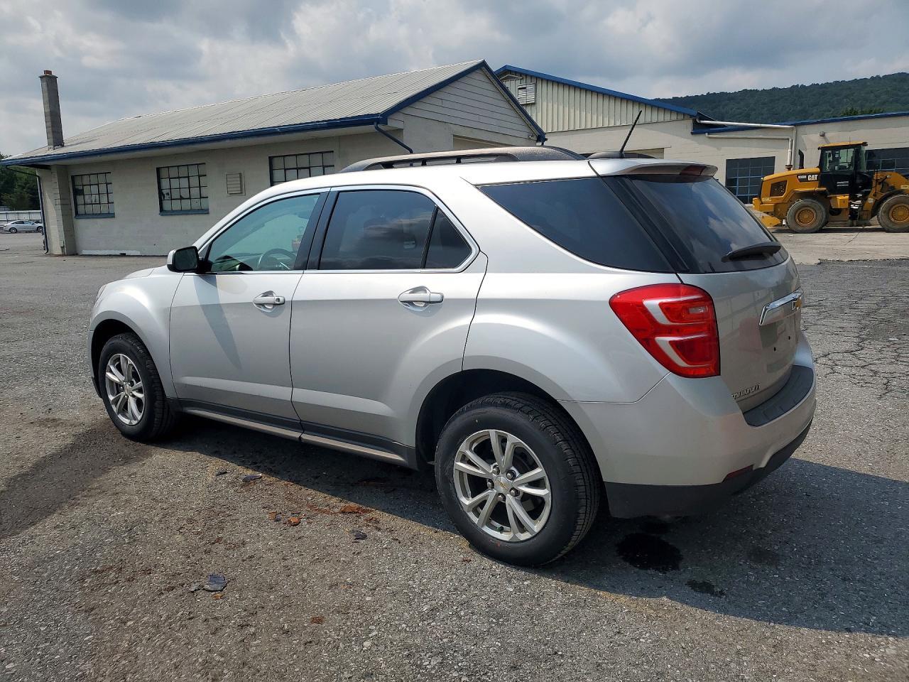 2016 CHEVROLET EQUINOX LT — Фото 2 из 13