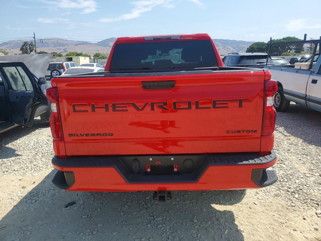2024 CHEVROLET SILVERADO C1500 CUSTOM — Фото 6 из 12