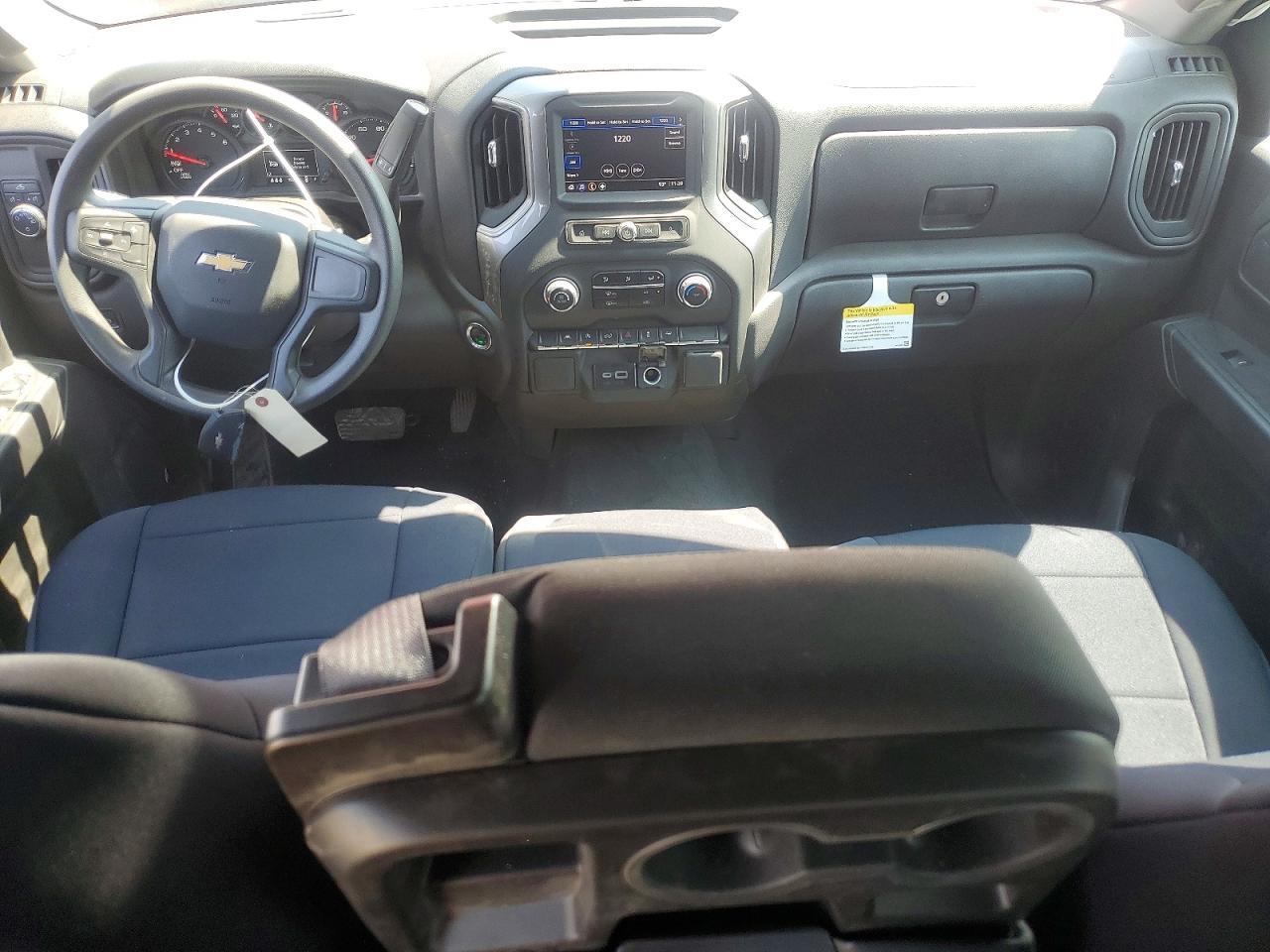 2024 CHEVROLET SILVERADO C1500 CUSTOM — Фото 8 из 12