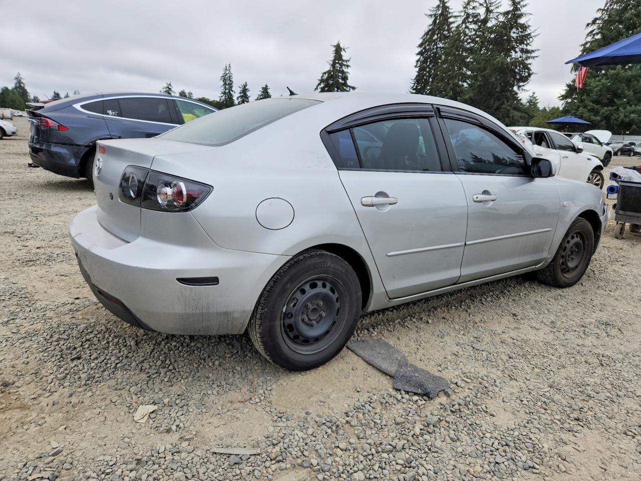 2004 MAZDA 3 I — Фото 3 из 12