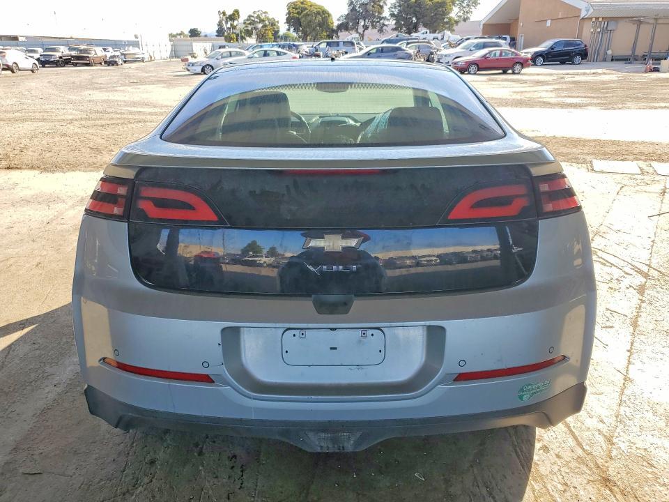 2012 CHEVROLET VOLT — Фото 6 из 12