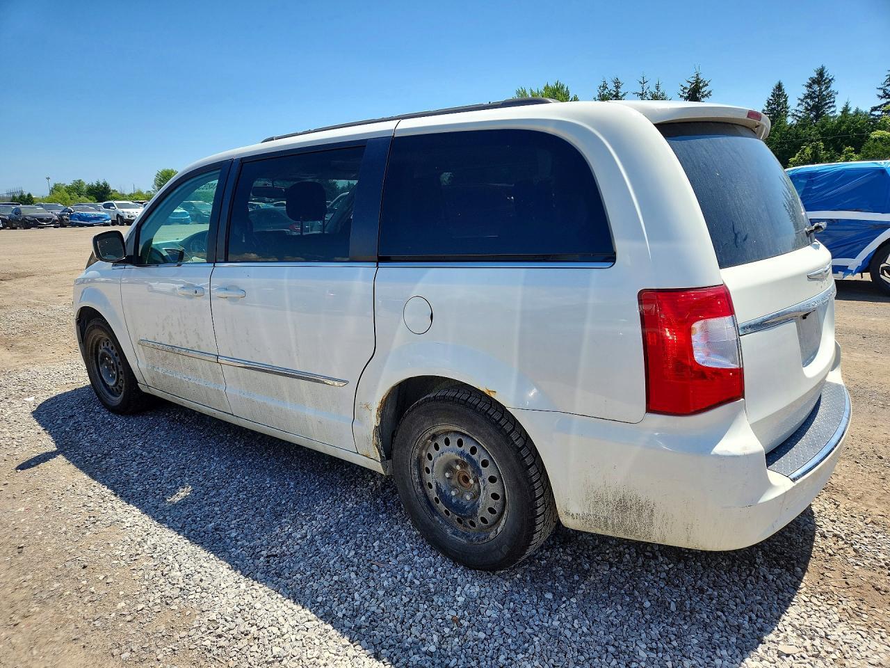 2012 CHRYSLER TOWN & COUNTRY TOURING — Фото 2 из 13