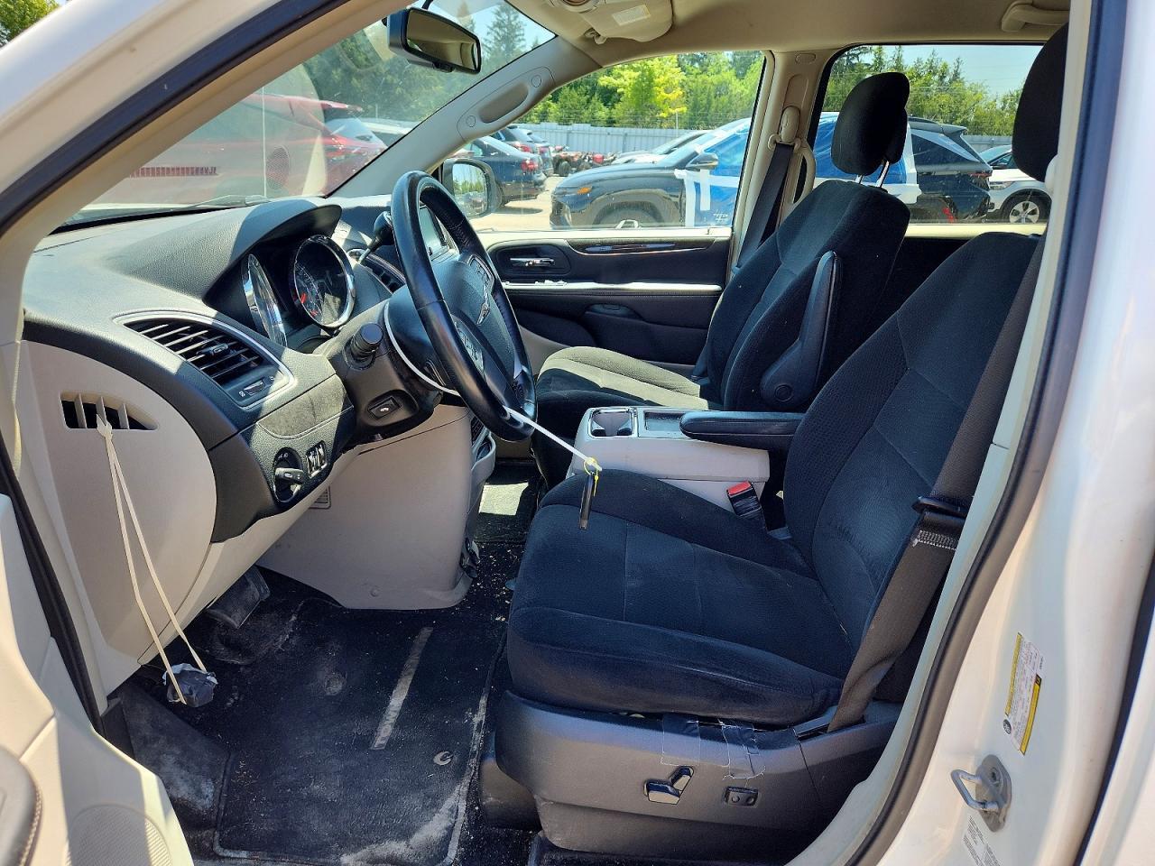 2012 CHRYSLER TOWN & COUNTRY TOURING — Фото 7 из 13