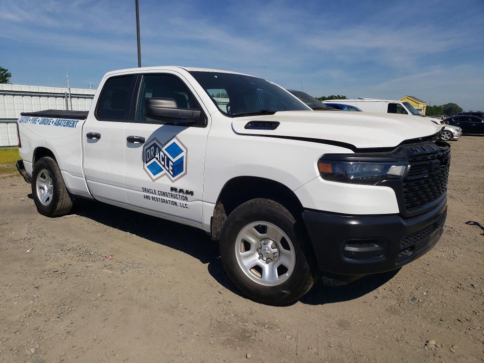 2025 RAM 1500 TRADESMAN — Фото 4 из 12
