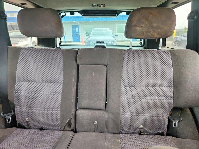 2004 NISSAN PATHFINDER SE — Фото 10 из 14