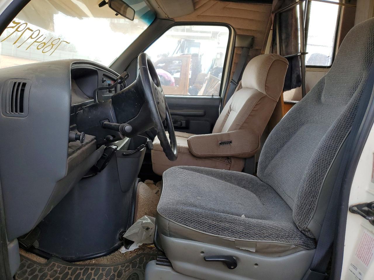 1995 FORD E350 RV — Фото 7 из 13