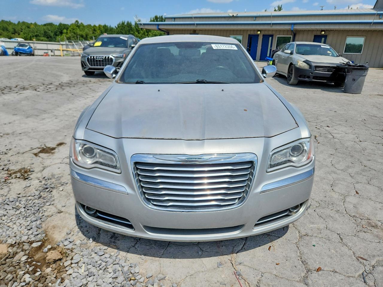 2012 CHRYSLER 300 LIMITED — Фото 5 из 12