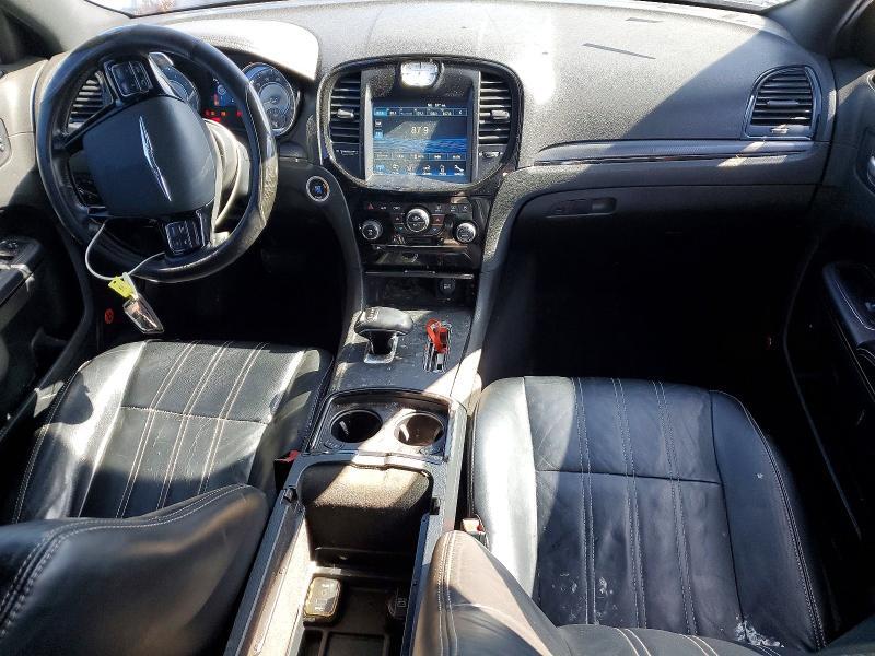 2012 CHRYSLER 300 S — Фото 8 из 12