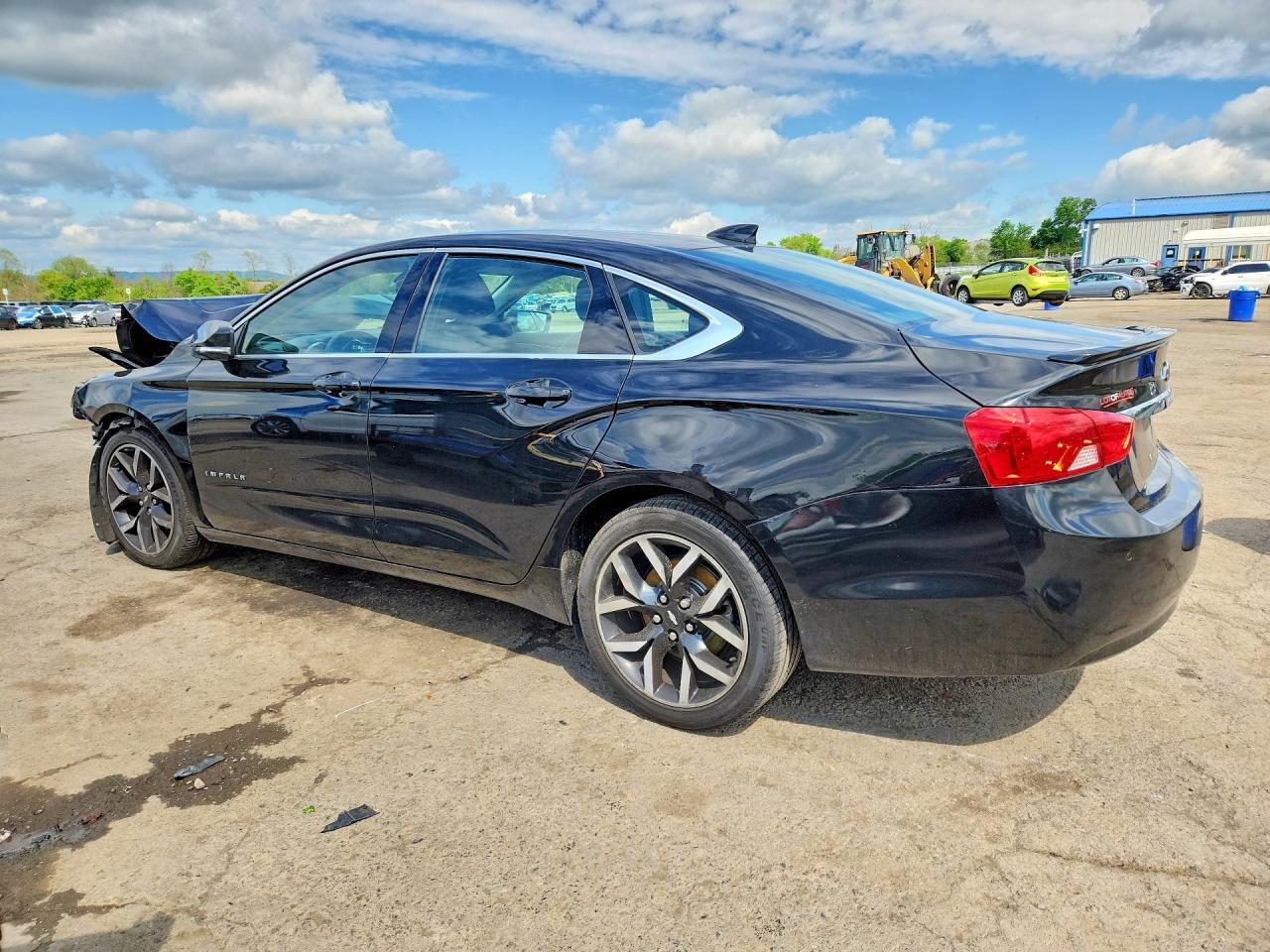 2016 CHEVROLET IMPALA LT — Фото 2 из 13