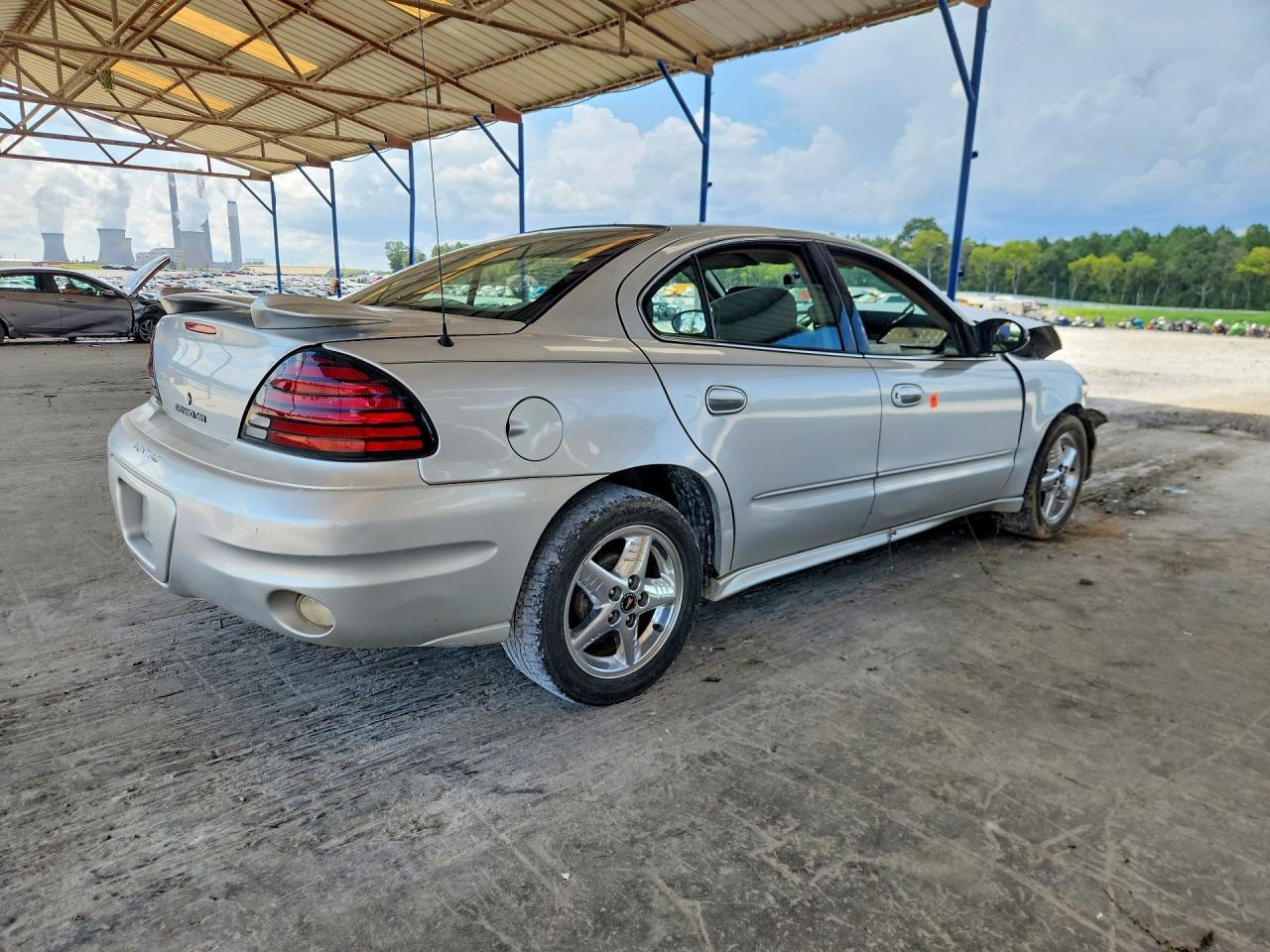 1G2NF52E94M519092 2004 PONTIAC GRAND AM photo no. 3