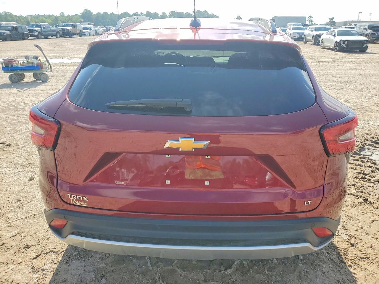 2024 CHEVROLET TRAX 1LT — Фото 6 из 13