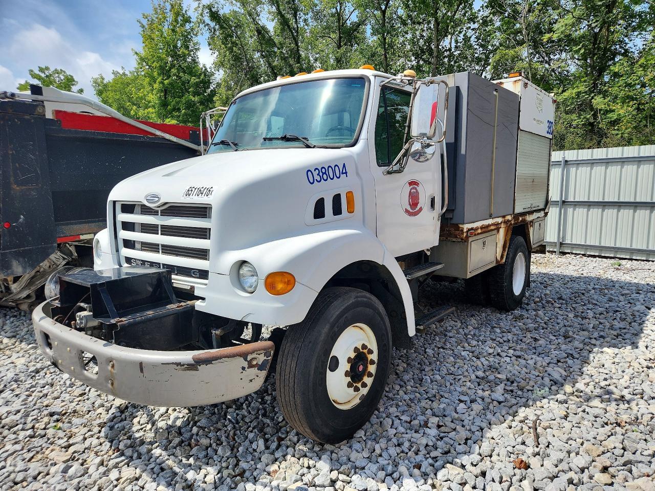 2004 STERLING TRUCK L 2FZAATAK64AM85423