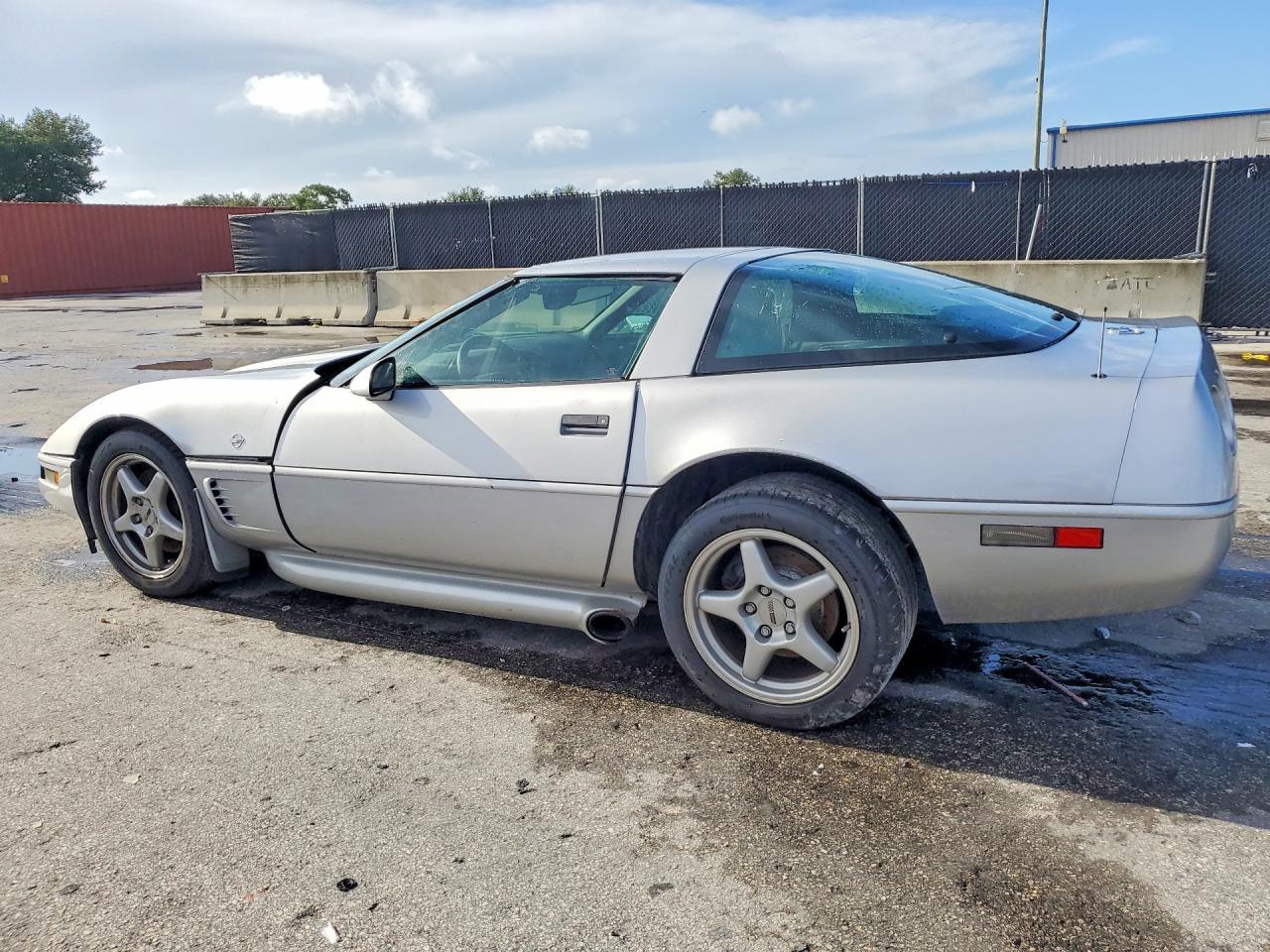 1996 CHEVROLET CORVETTE — Фото 2 из 12