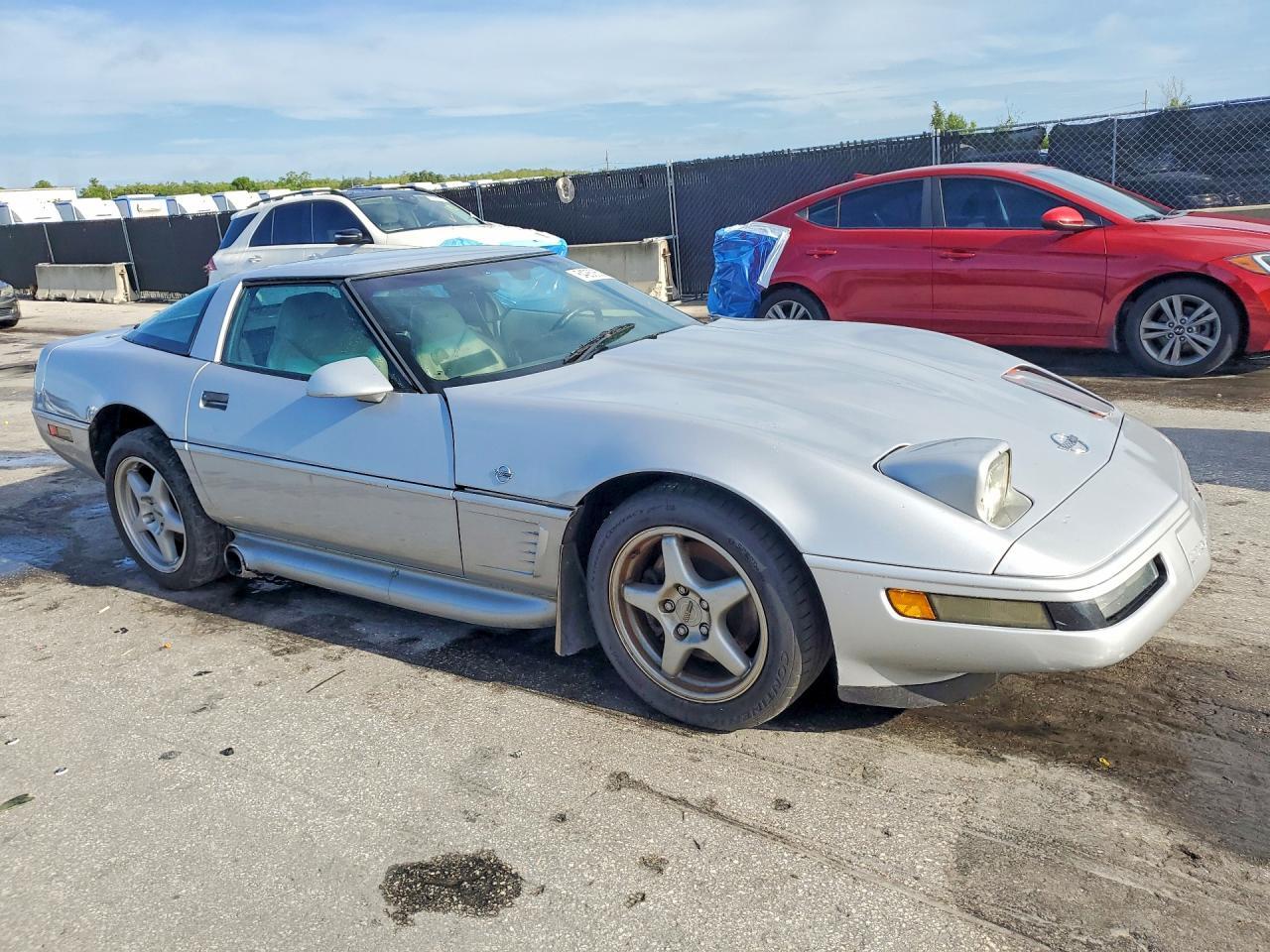 1996 CHEVROLET CORVETTE — Фото 4 из 12