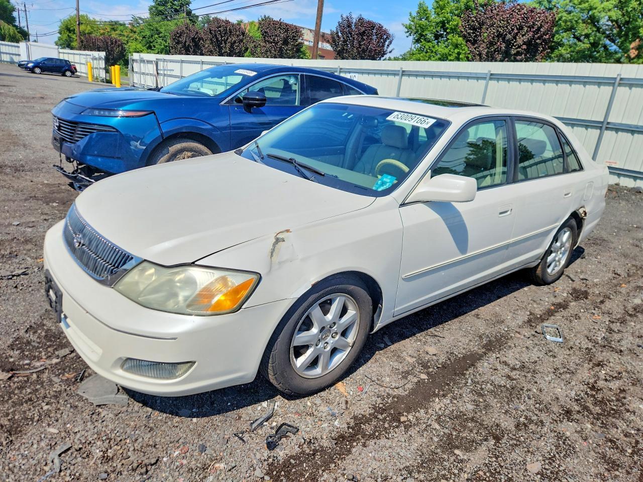 2001 TOYOTA AVALON 4T1BF28B51U171308