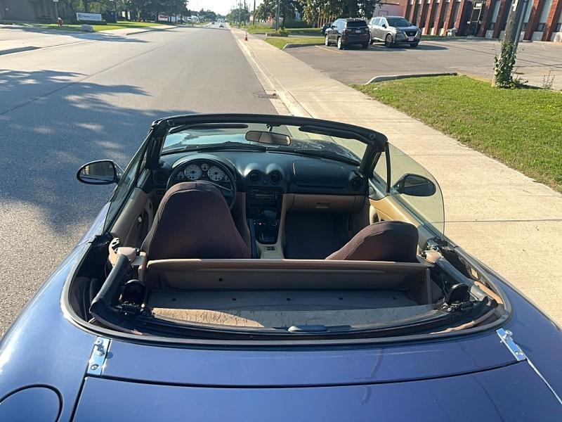 2001 MAZDA MX-5 MIATA BASE — Фото 13 из 14