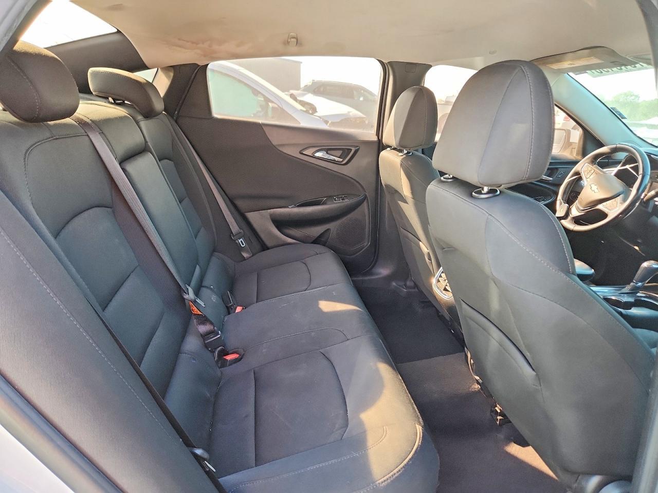 2016 CHEVROLET MALIBU LT — Фото 10 из 12