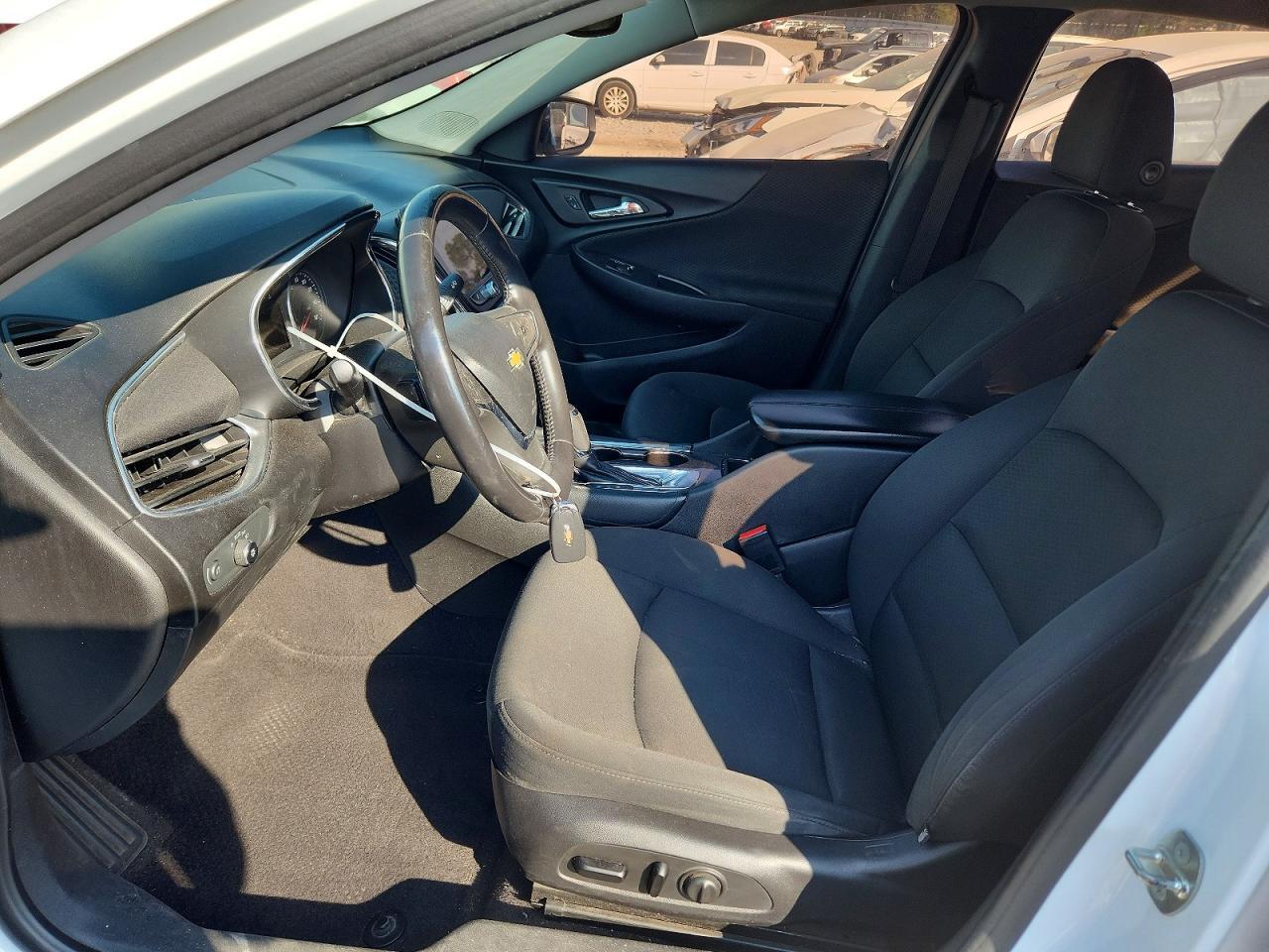 2016 CHEVROLET MALIBU LT — Фото 7 из 12