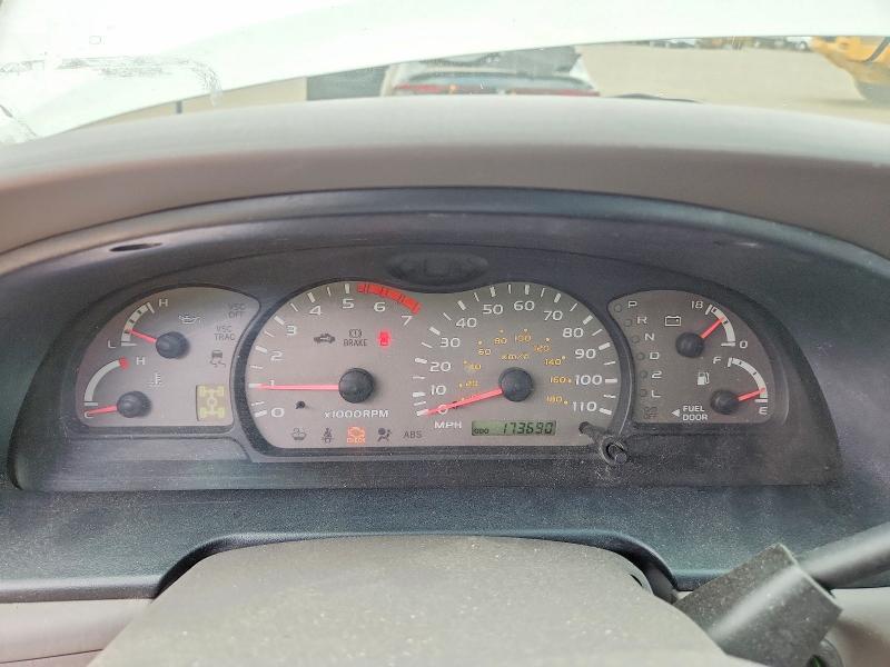 2001 TOYOTA SEQUOIA LIMITED — Фото 9 из 13