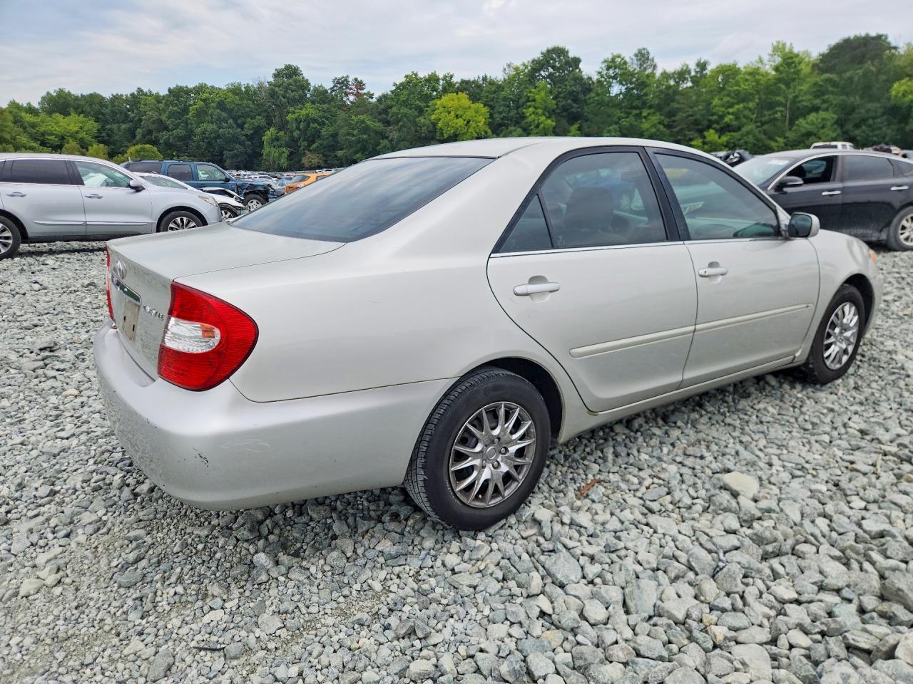 4T1BE32K44U794196 2004 TOYOTA CAMRY photo no. 3