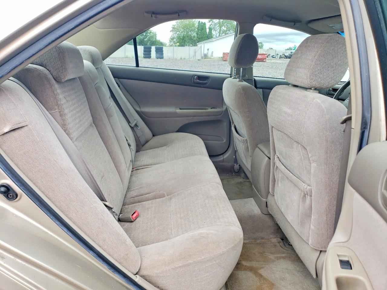 2004 TOYOTA CAMRY LE — Фото 10 из 12