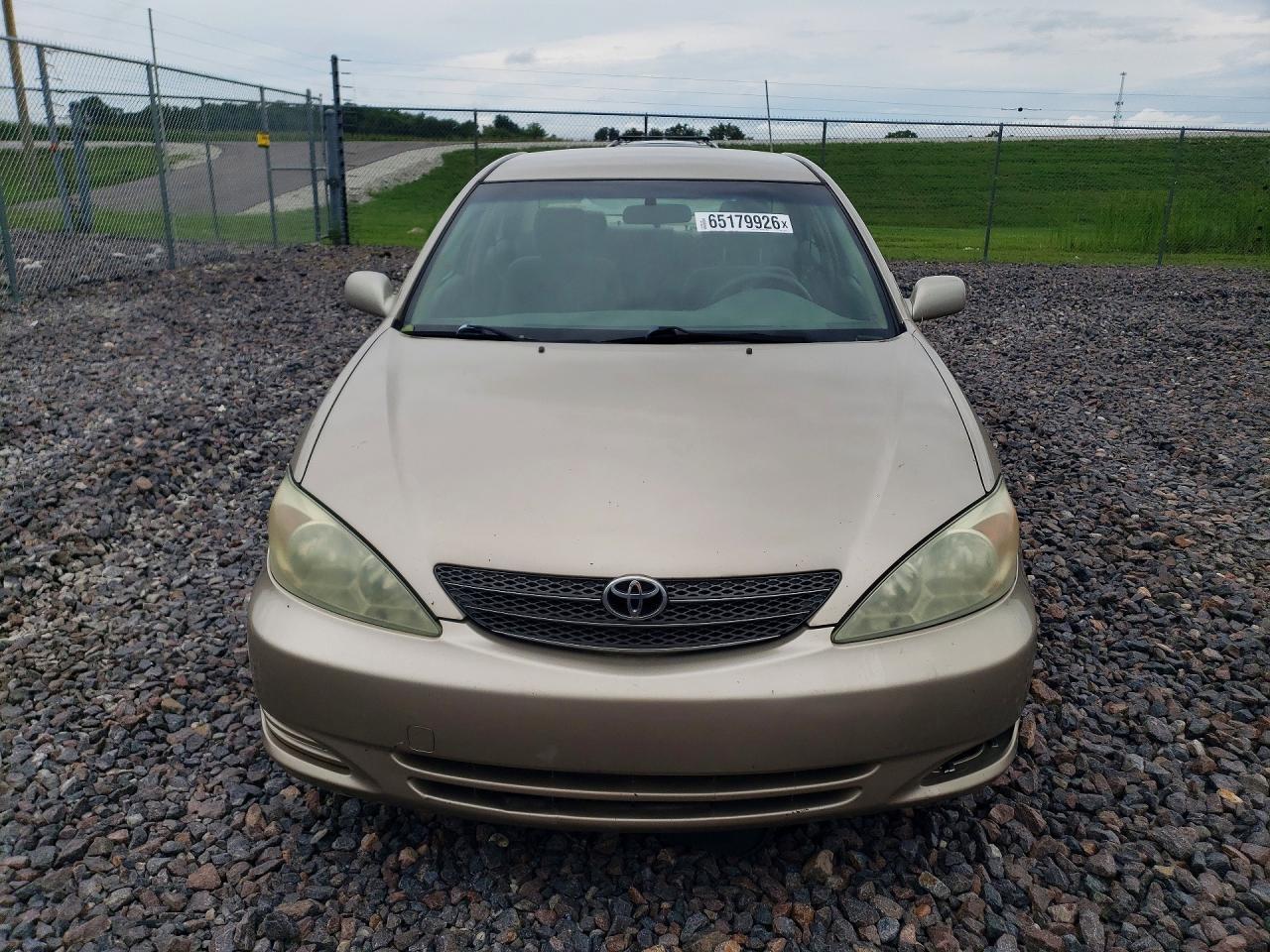 2004 TOYOTA CAMRY LE — Фото 5 из 12