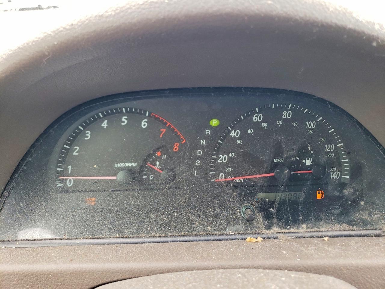 2004 TOYOTA CAMRY LE — Фото 9 из 12