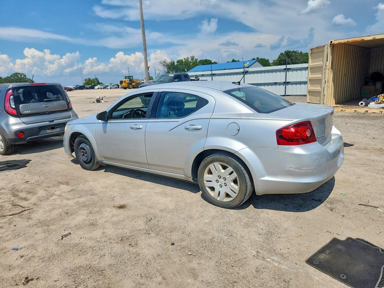 2012 DODGE AVENGER SE — Фото 2 из 12
