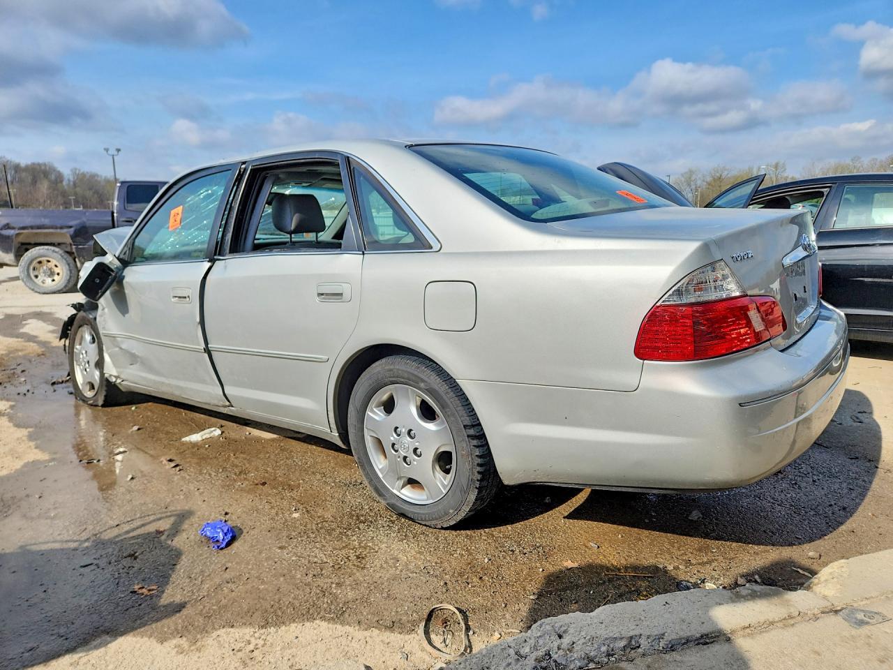 2004 TOYOTA AVALON XLS — Фото 2 из 13