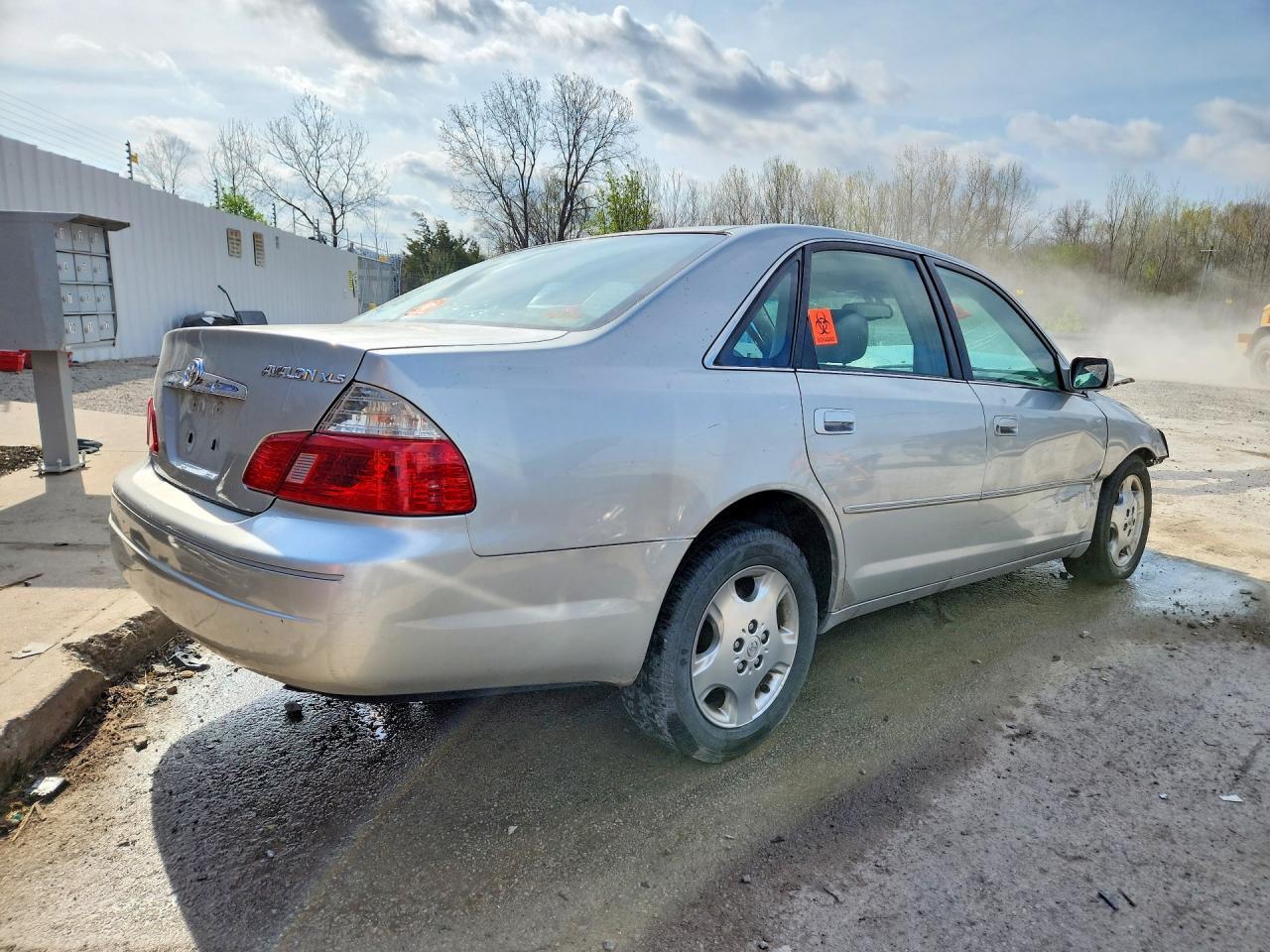 2004 TOYOTA AVALON XLS — Фото 3 из 13