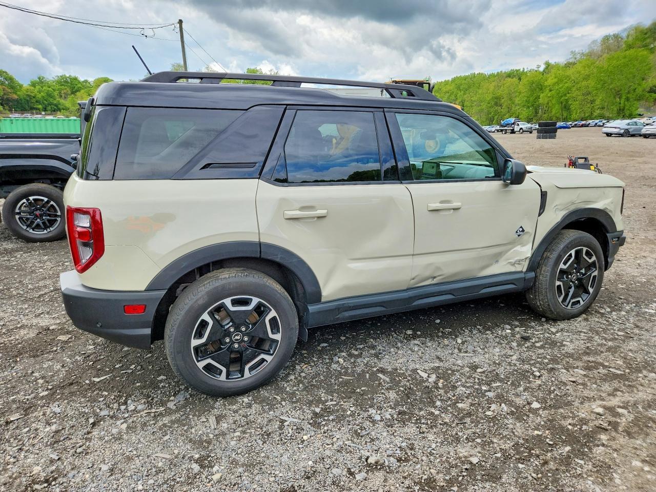 2024 FORD BRONCO SPORT OUTER BANKS — Фото 3 из 13