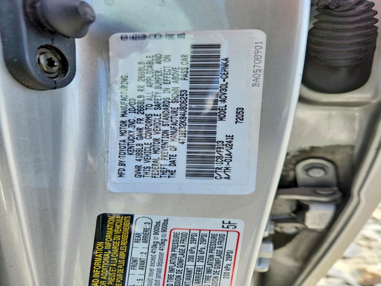 2004 TOYOTA CAMRY LE — Фото 12 из 12