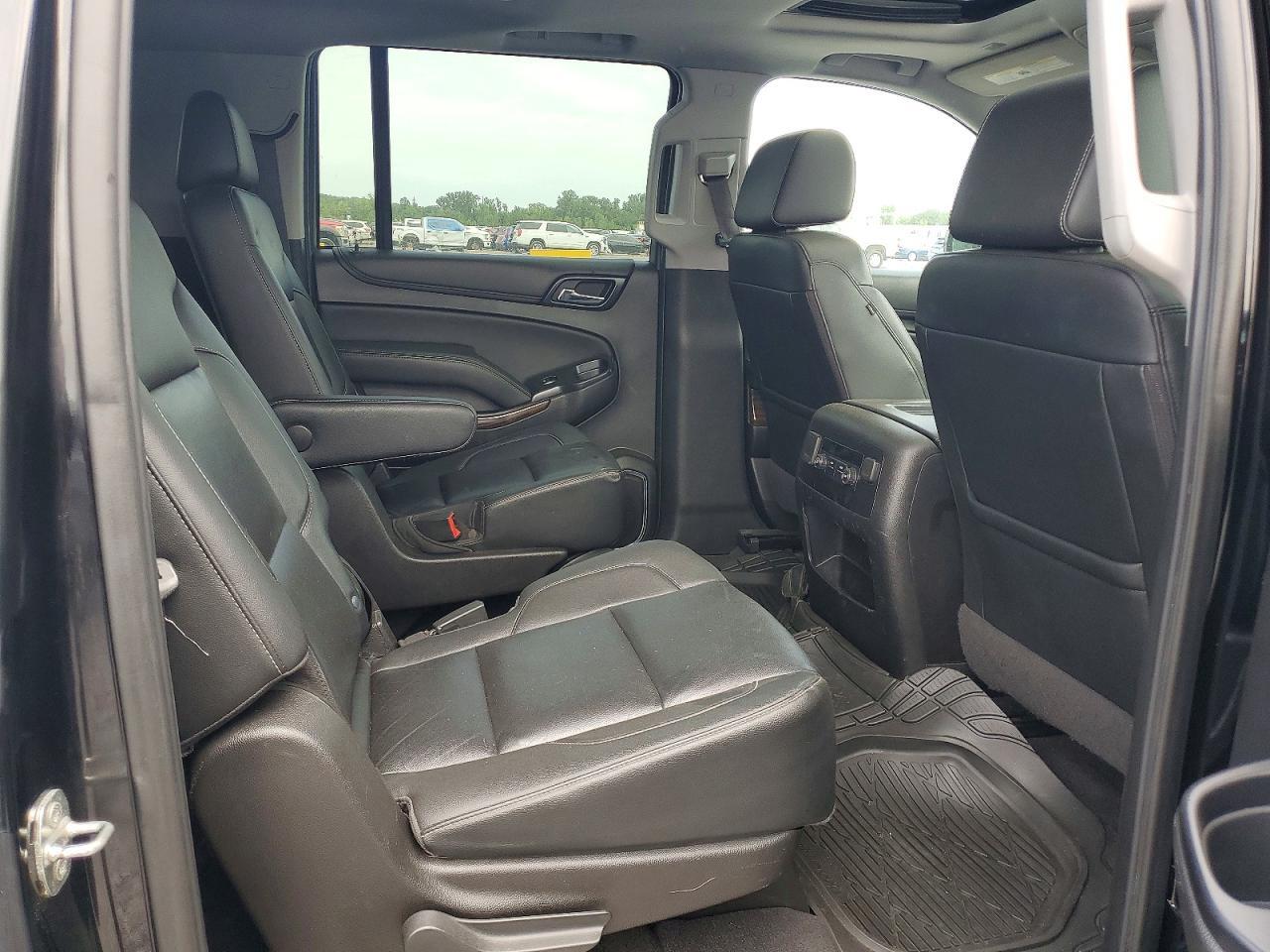 2020 CHEVROLET SUBURBAN K1500 LT — Фото 11 из 13