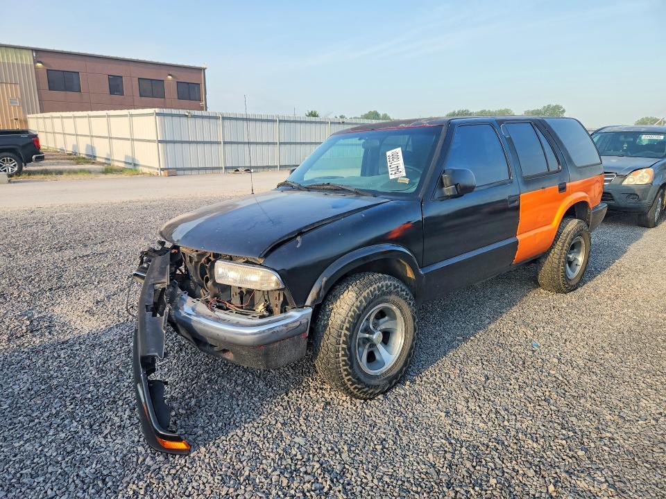 2001 CHEVROLET BLAZER 1GNDT13W61K209397