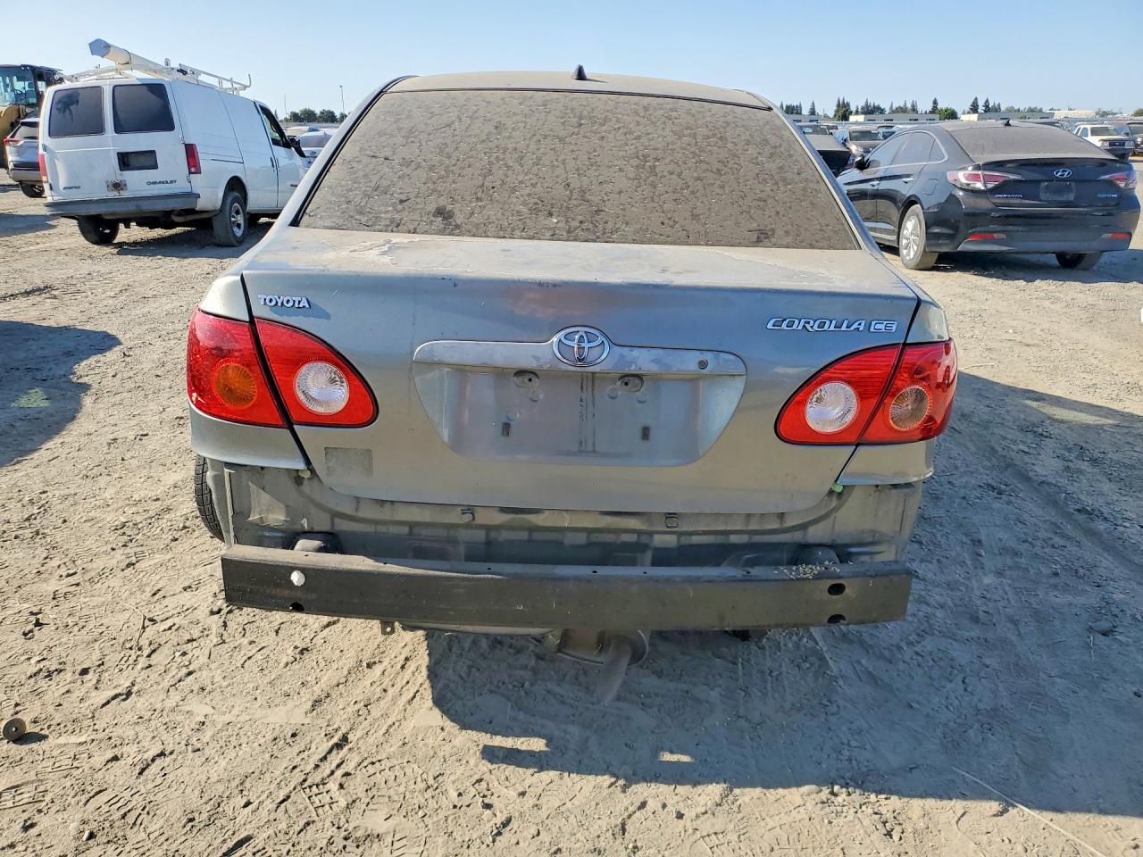 2004 TOYOTA COROLLA CE — Фото 6 из 13