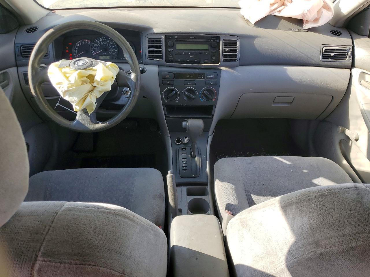 2004 TOYOTA COROLLA CE — Фото 8 из 13