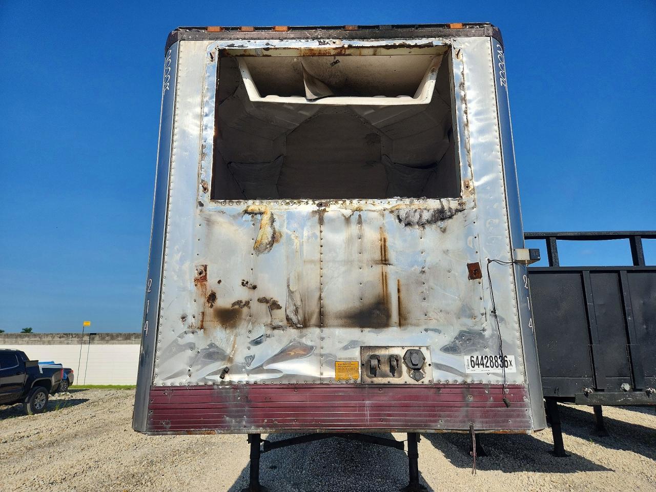 2004 UTILITY DRY VAN TRAILER — Фото 5 из 7