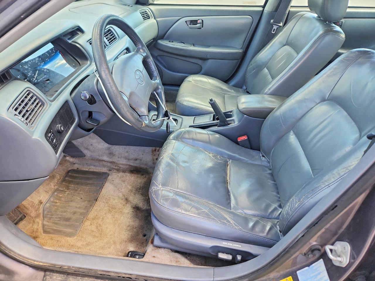 1998 TOYOTA CAMRY XLE V6 — Фото 7 из 12