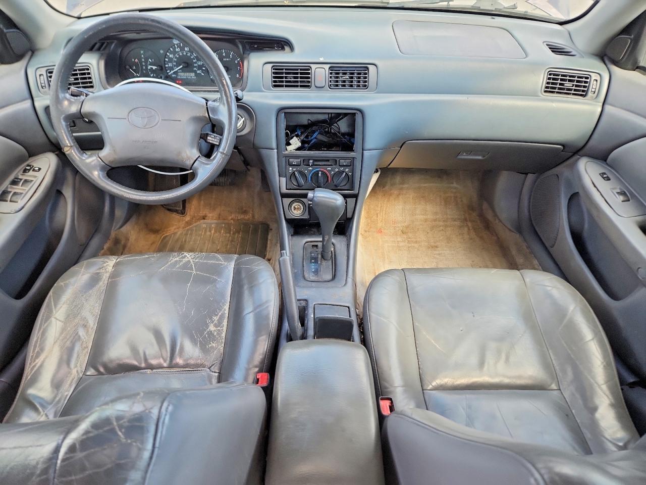 1998 TOYOTA CAMRY XLE V6 — Фото 8 из 12