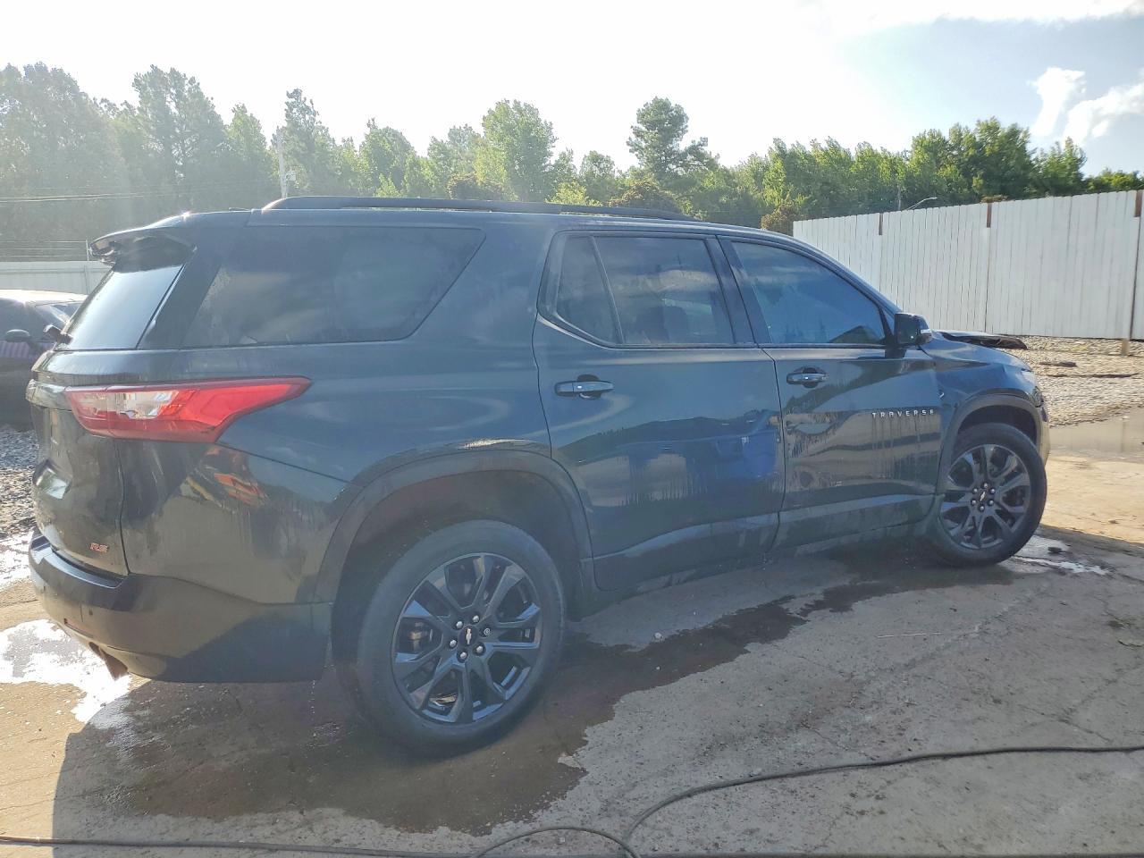 2020 CHEVROLET TRAVERSE RS — Фото 3 из 13