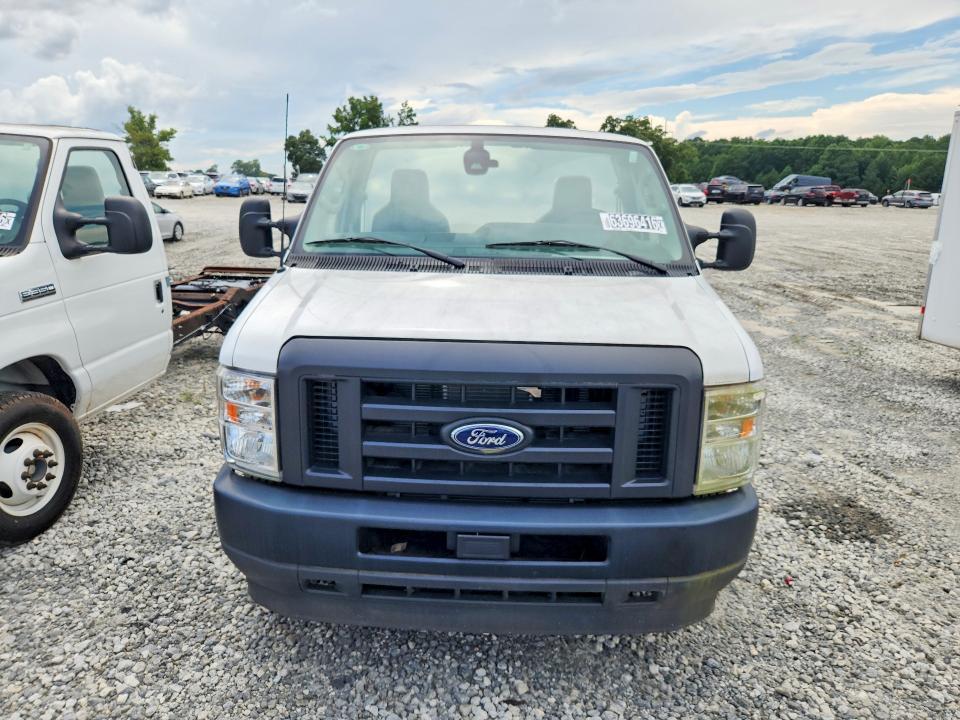 2024 FORD ECONOLINE E350 SUPER DUTY CUTAWAY VAN — Фото 5 из 12